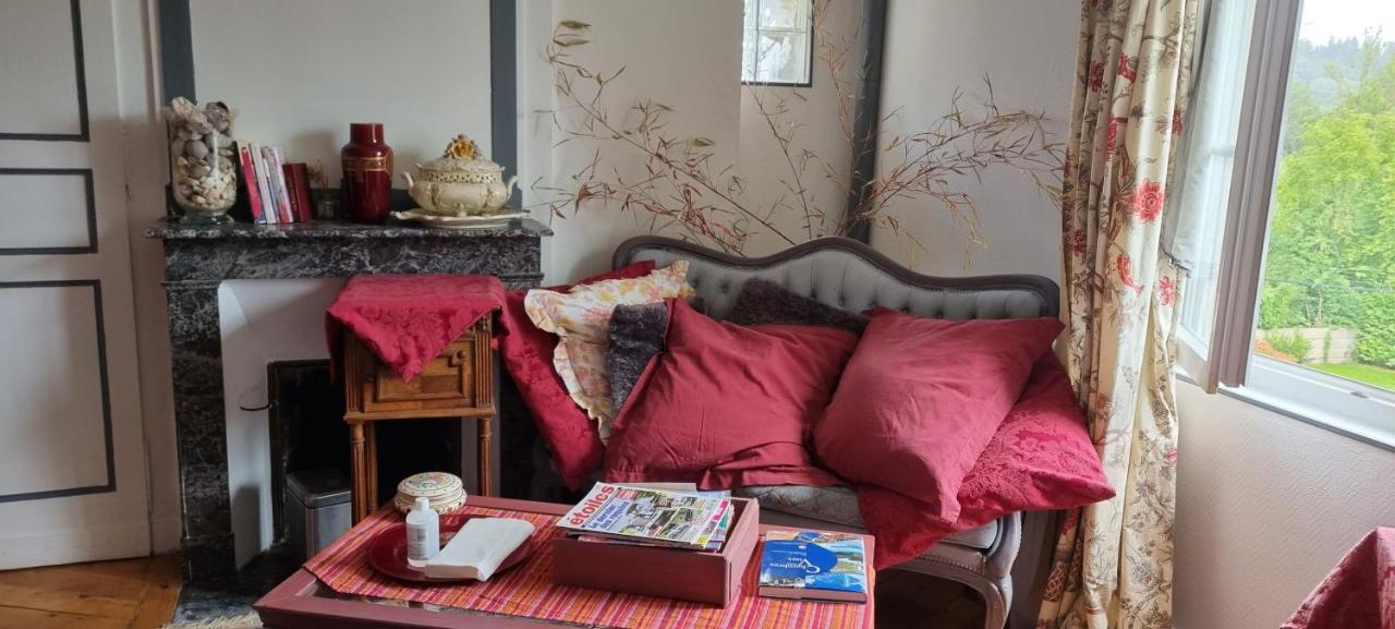 Chambre D'Hotes Les Jardins De Marie, Sci Charles III Bernay  Exteriör bild